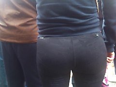 Milf en leggins, bien puerca