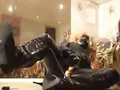 Rubber Boneca 