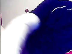 Мастурбация Дрочит 