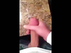 Мастурбация Дрочит 