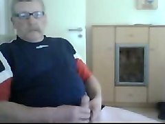 moustache daddy jerking 2