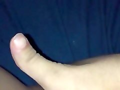 slow mo vid of me fingering my pusshole