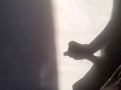 Мастурбация Дрочит 
