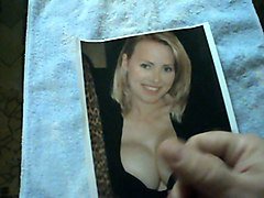 massive cumshot for milf melanie!