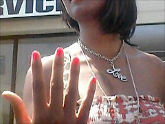 red toenails