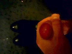 ich spritze in die schuhe meiner freundin 