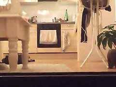 spying milfy ass
