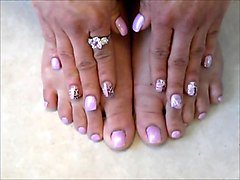 redbone pink toenails