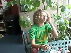 Мастурбация Дрочит Смазливые 