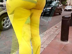 leggins amarillos de negra culazo ricota calzon marcaddo