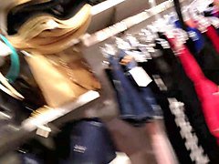 quick upskirt, nice ass
