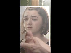 cum tribute to maisie williams (no.5)