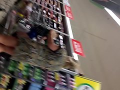 young milf upskirt