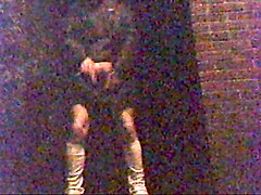 aftrekken op straat terwijl ik mezelf met een dildo neuk