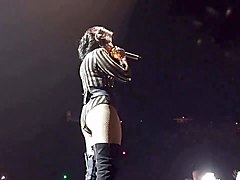 demi lovato - allstate arena, illionis. 2016