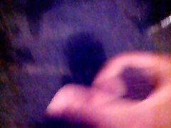novinho batendo punheta