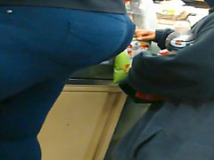 mi cubana culona en el oxxo
