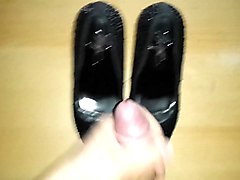 die heels meiner freundin bespritzt