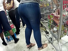 thick latina